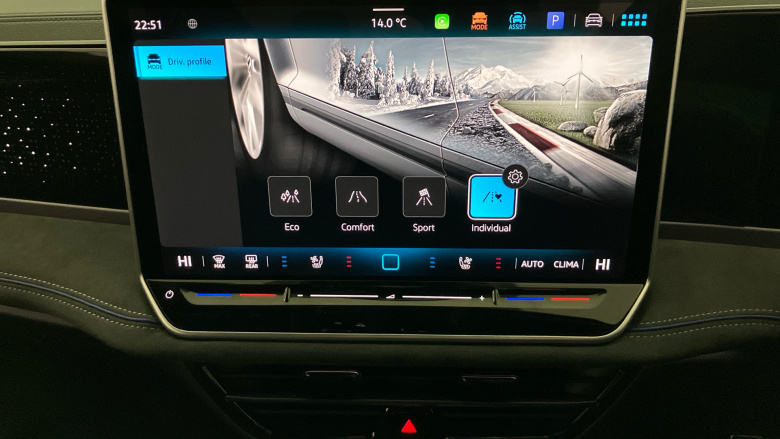 Volkswagen Passat 1.5 eTSI R-Line 5dr DSG Petrol Estate